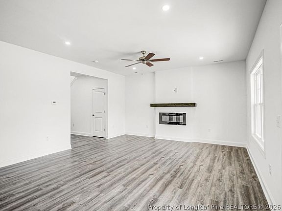 4th image of 17 Tackett Ct