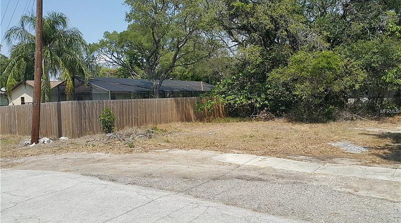 2nd image of 1911 Park Ave