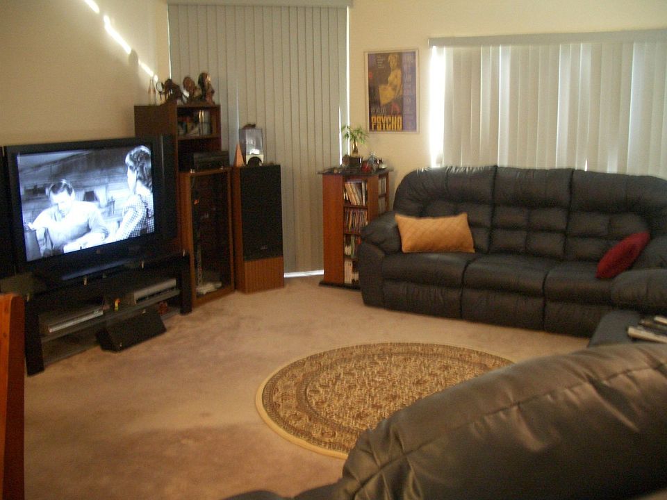 Living room 15x23