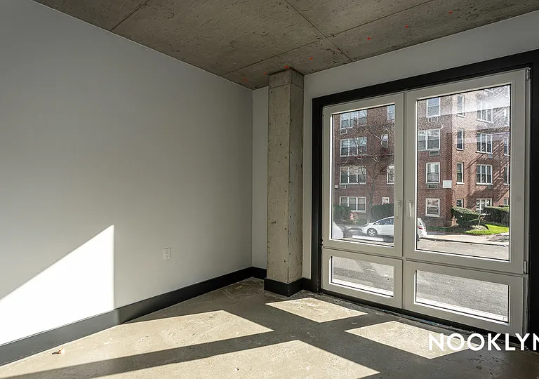 639 Foster Ave #302 — Photo 5