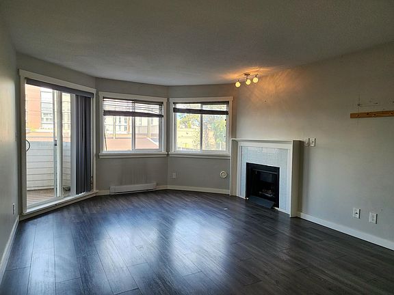 3rd image of 11963 223rd St #107