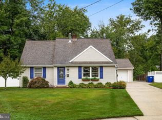 328 High St, Moorestown, NJ 08057