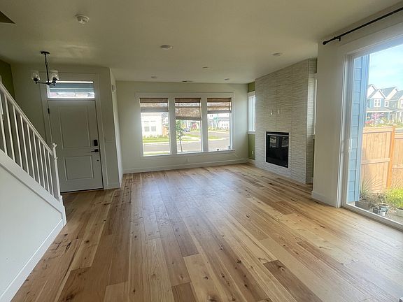 4th image of 3844 SE 83rd Ave