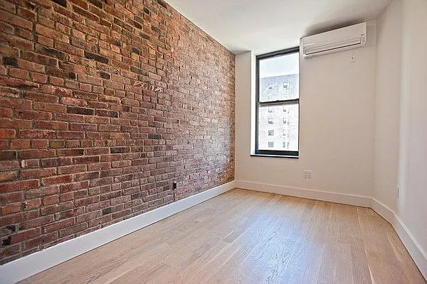 Rented by Weinstein Realty Group | media 25