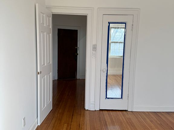 5th image of 2113 N Humboldt Blvd #2