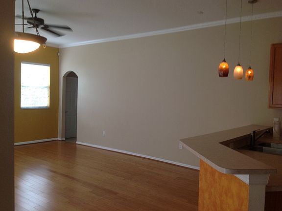 2nd image of 1732 Water Oak Dr