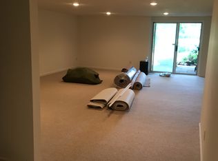 11 Canborne Way, Madison, CT 06443