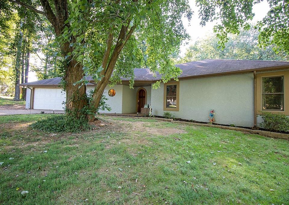1st image of 5541 Dee Acres Dr