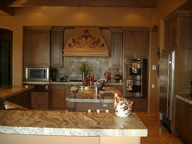Outstanding Gourmet Kitchen with Top of the Line Appliances
