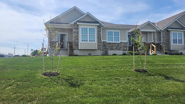1st image of 7309 W 158th St