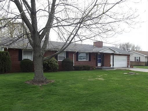 3rd image of 445 Indian Dr