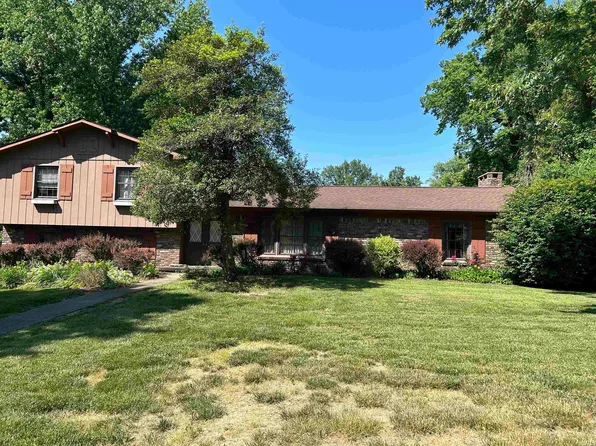 3328 Elm Ln, Vincennes, IN 47591