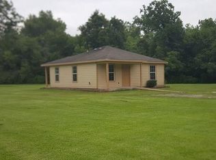 1507 Waco St, Dayton, TX 77535