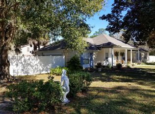 1877 NE 40th Cir, Ocala, FL 34470