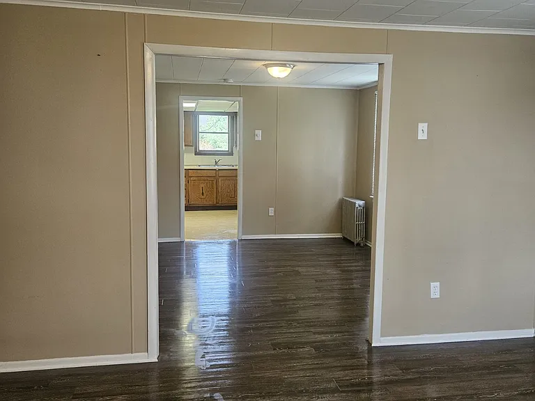 761 Chestnut St — Photo 2