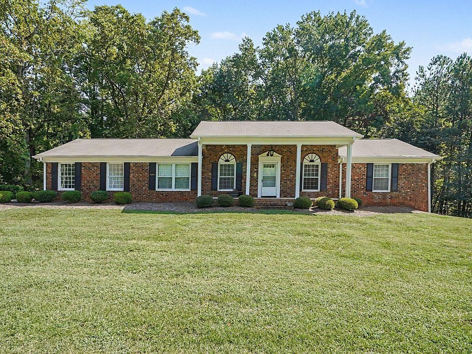 1st image of 804 Reedy Creek Rd