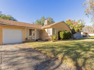 1403 W Jenner St, Lancaster, CA 93534