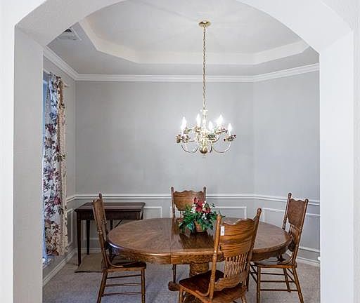 3rd image of 304 Fort Edward Dr