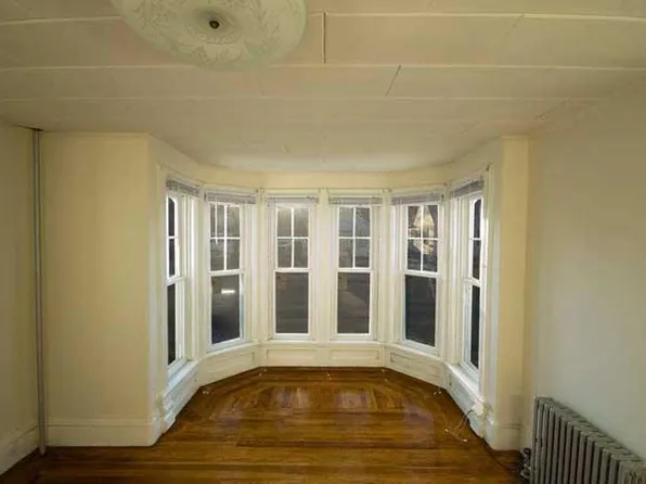 103 Broad St #2F, Cumberland, RI 02864