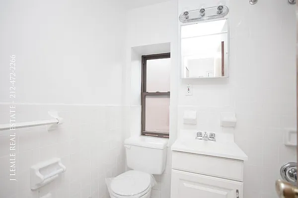 Rented by J. Lemle Real Estate | media 34