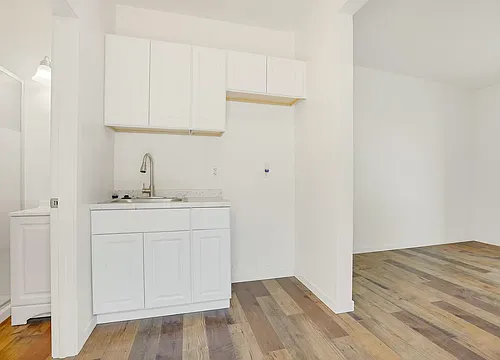 1230 Miller Ave #4 Photo 1 1230 Miller Ave #4 Photo 1