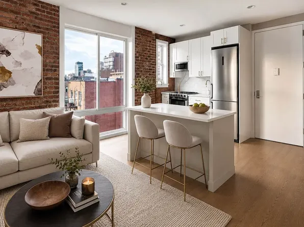 220 West 13th Street image 1 of 10