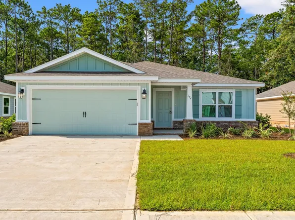 794 Riverwalk Cir, Freeport, FL 32439