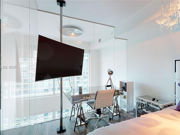 3rd image of 60 SW 13th St #22L