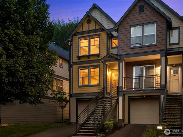 2743 SW Sylvan Heights Drive, Seattle, WA 98106