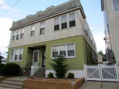 59-57 60th Ln, Flushing, NY, 11378