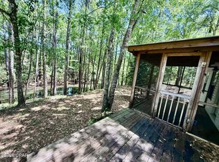 611 Alaqua Dr, Freeport, FL 32439