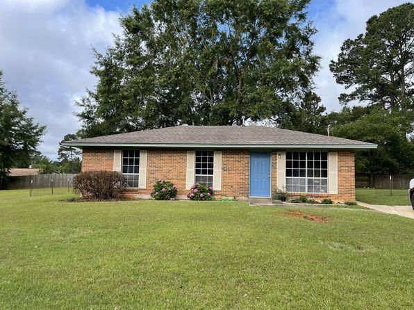 109 Elizabeth Ct