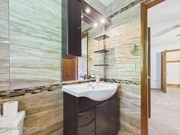 4167 Forest Dr — Photo 19