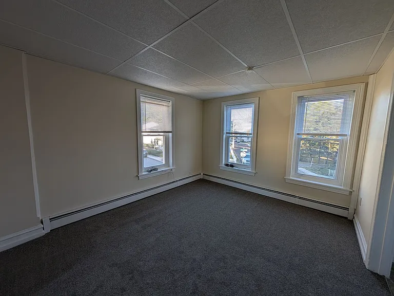 727 Glasgow St — Photo 16