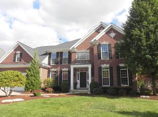 1890 Cool Creek Dr, St Charles, IL