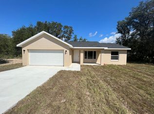 437 Malauka Loop, Ocklawaha, FL 32179