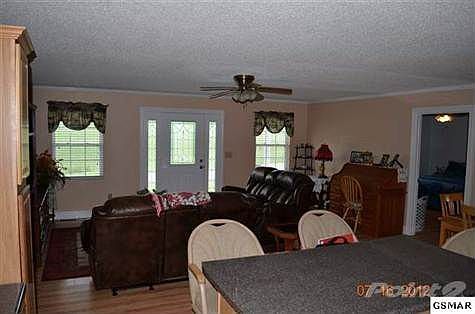 4th image of 114 Florence Cir