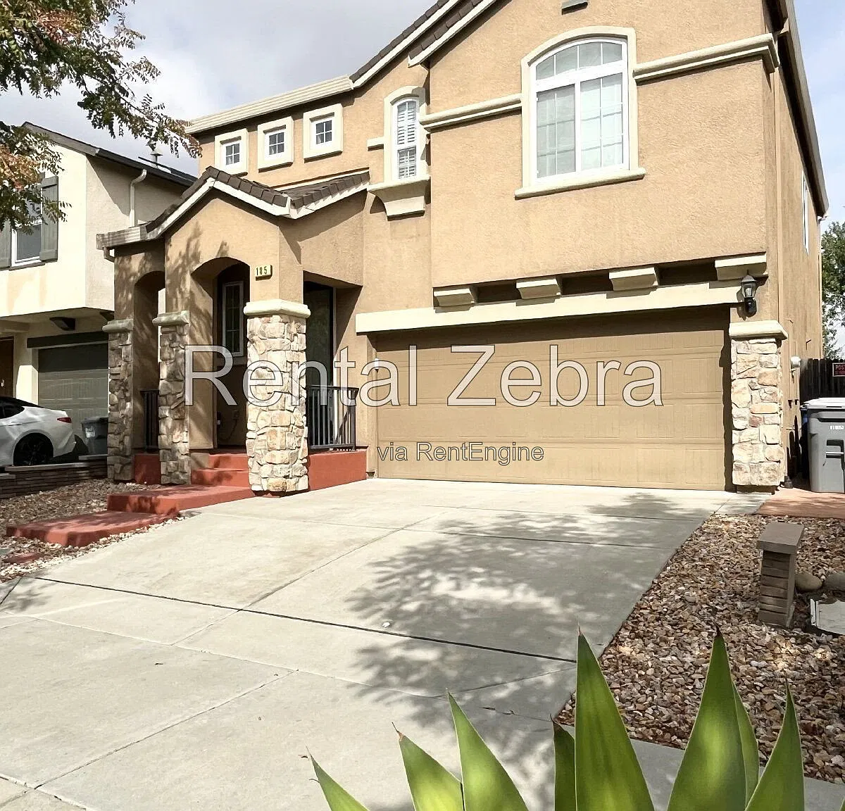 3 bed, 2.5 bath, 1502 sqft, $2,000 — Photo 1