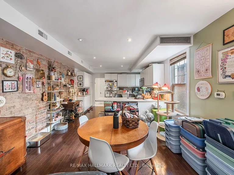 269 Danforth Ave #3 — Photo 14