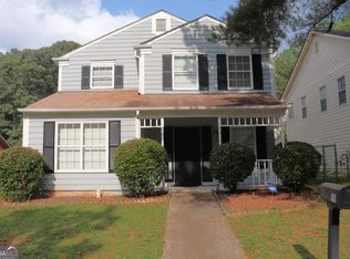 419 Thomas Jefferson Dr, Stone Mountain, GA 30083