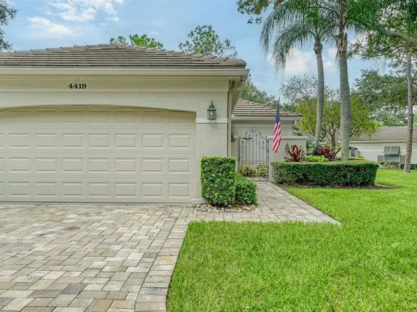 4419 Oakley Greene #19, Sarasota, FL 34235