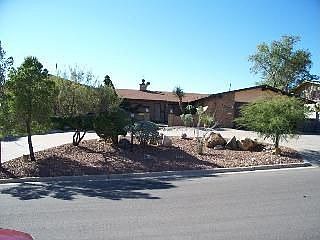 2nd image of 2924 Stone Edge Dr