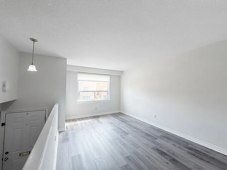 2830 Midland Ave #48 — Photo 2
