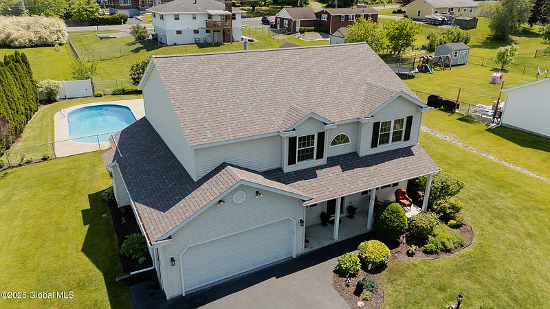 2nd image of 47 Copperfield Drive