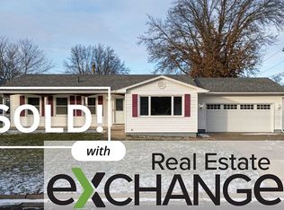 412 W Donahue St, Eldridge, IA