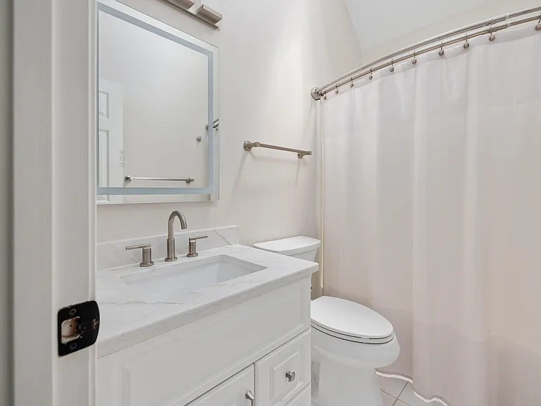 1204 Wynnwood Ct — Photo 18