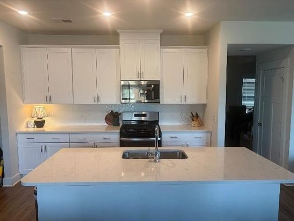 5th image of 513 Laxton Rd