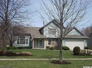 20082 Abigail Ln, Strongsville, OH