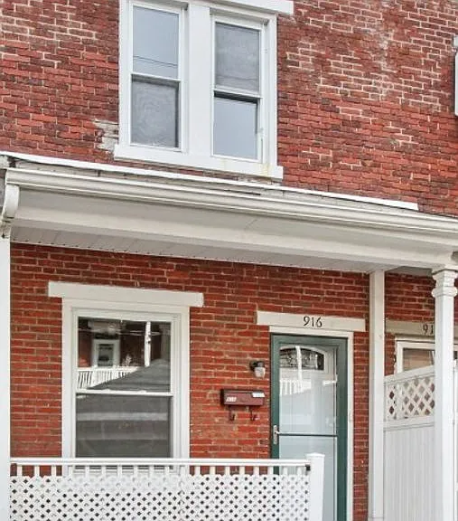 916 May St — Photo 1