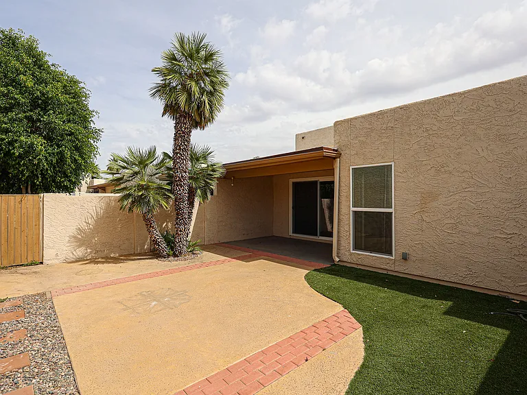 238 W Maya Dr — Photo 39